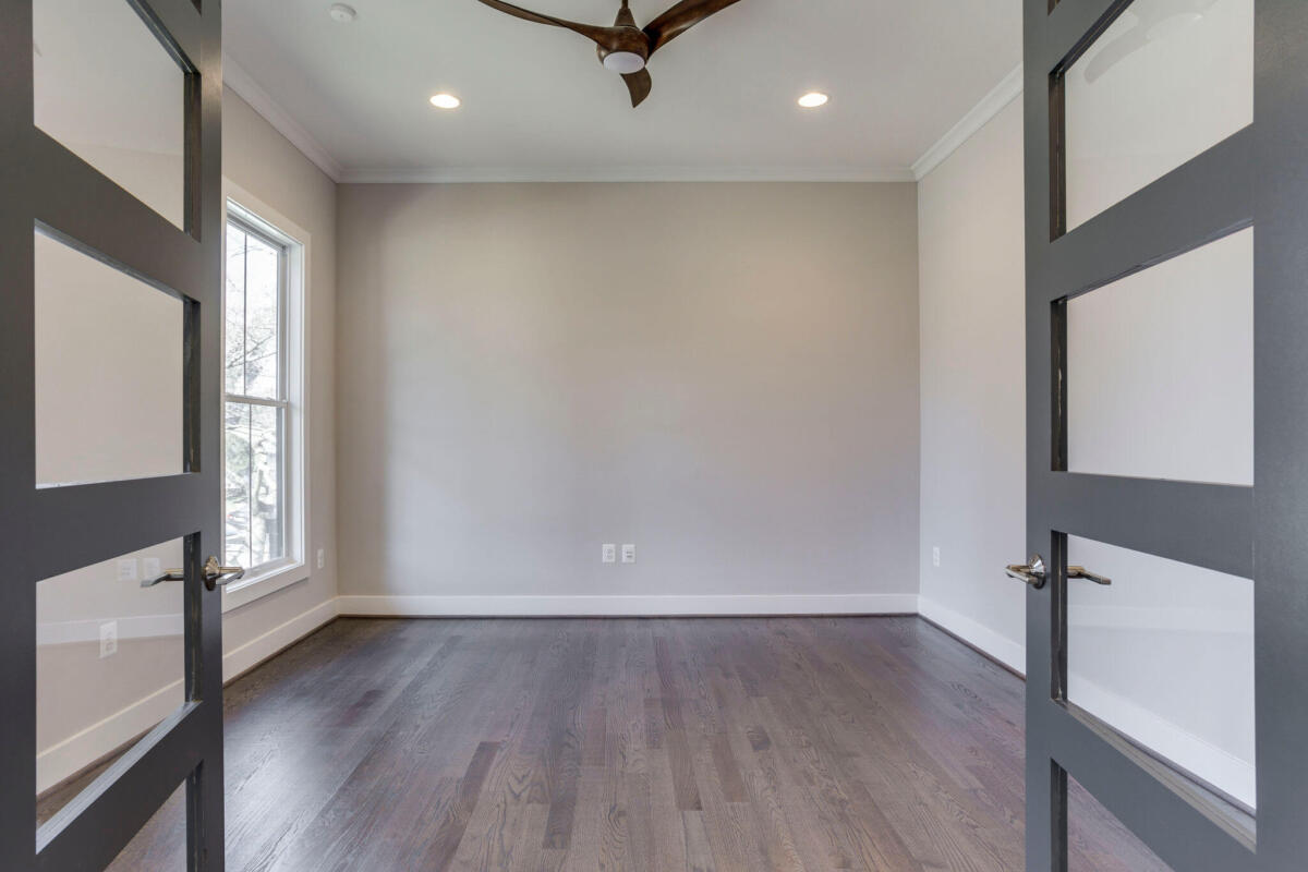 015_interior_3_of_88