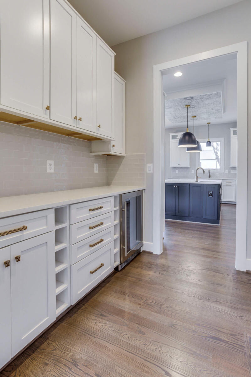 024_interior_13_of_88