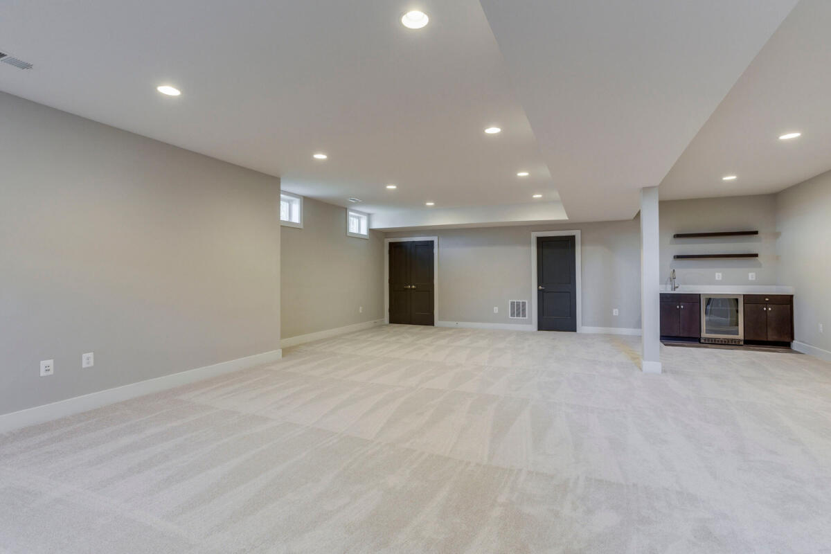 089_interior_78_of_88
