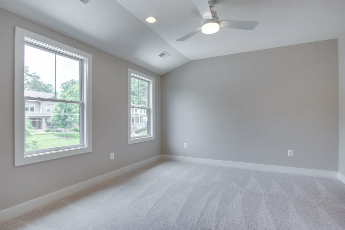5 Bed, 4.5 Bath Craftsman in Northern Virginia