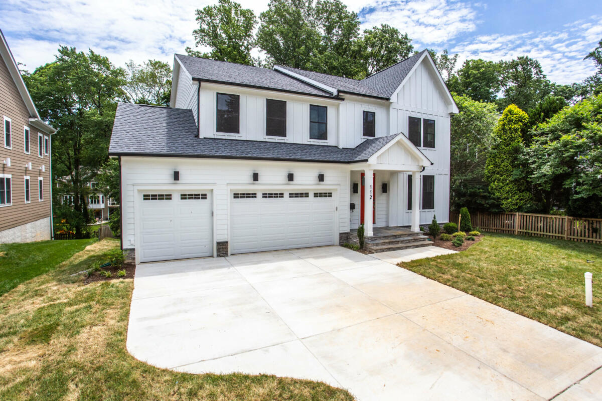 5 Bed, 4.5 Bath Craftsman in Northern Virginia