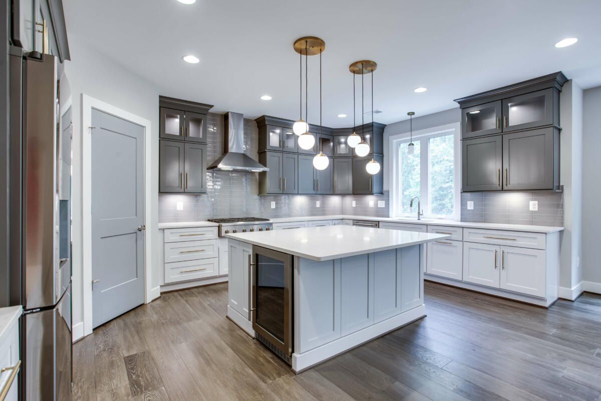 5 Bed, 4.5 Bath Craftsman in Northern Virginia