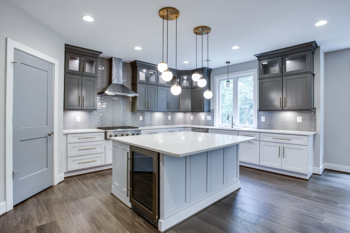 5 Bed, 4.5 Bath Craftsman in Northern Virginia
