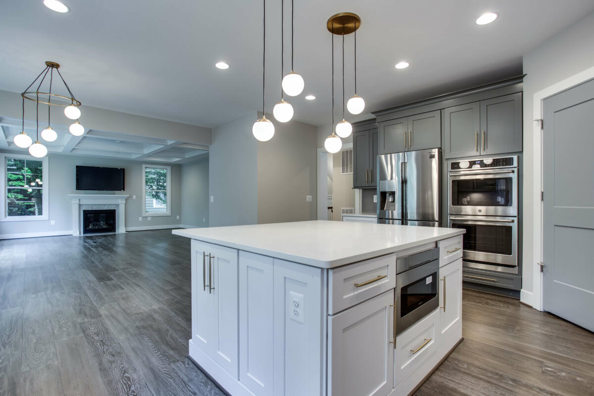 5 Bed, 4.5 Bath Craftsman in Northern Virginia