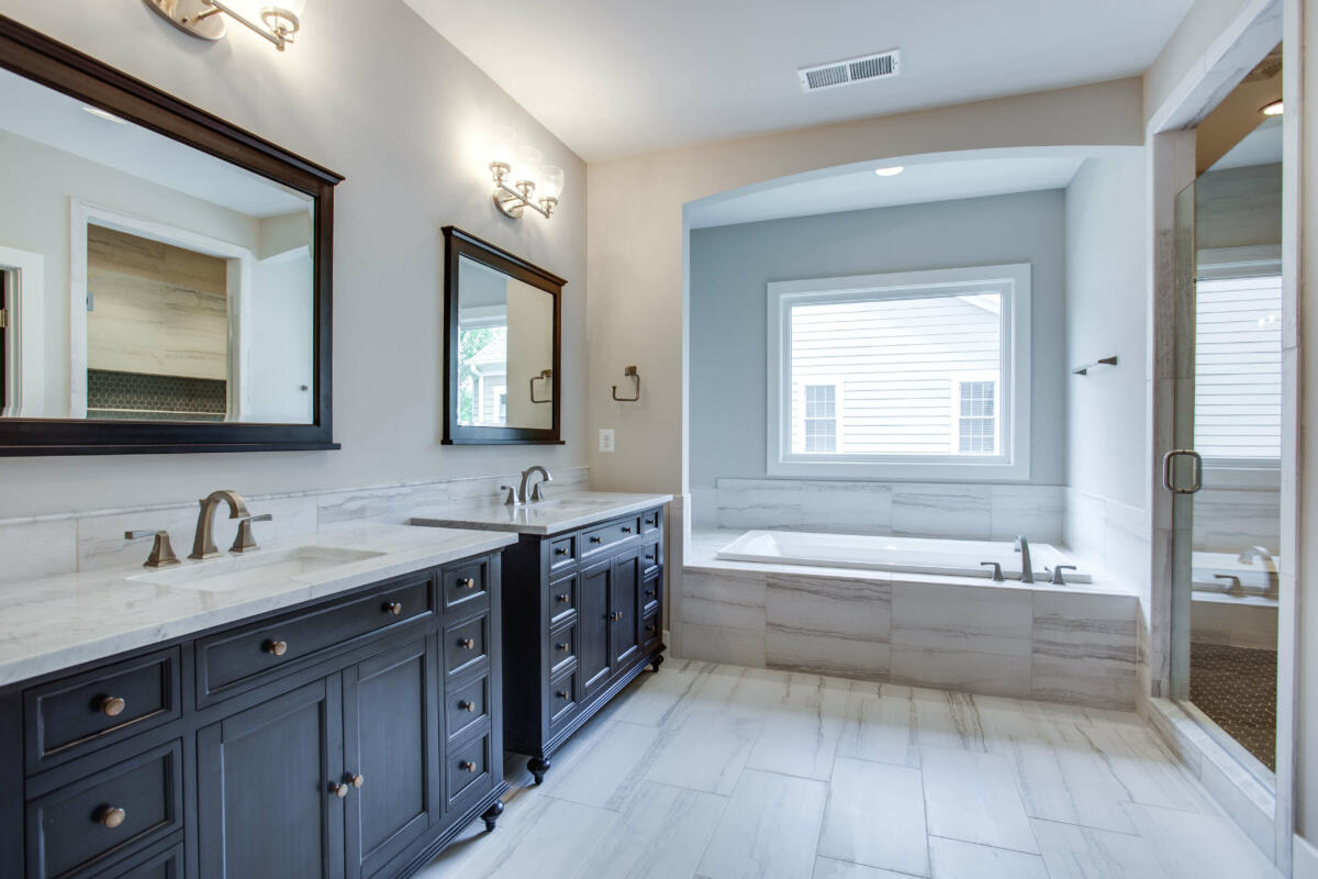 5 Bed, 4.5 Bath Craftsman in Northern Virginia