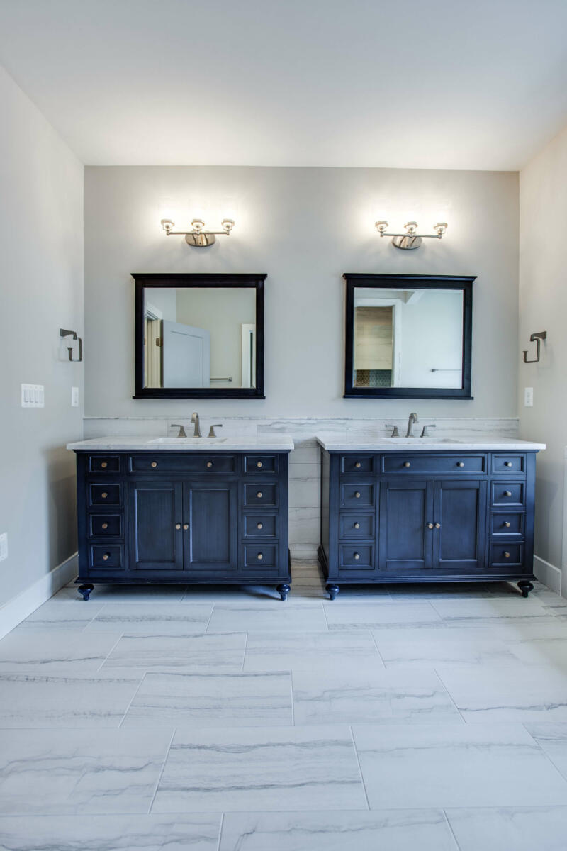 5 Bed, 4.5 Bath Craftsman in Northern Virginia