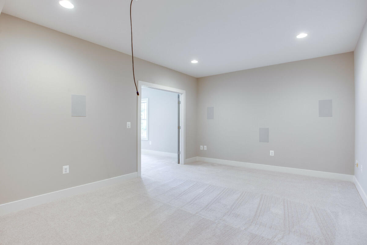 5 Bed, 4.5 Bath Craftsman in Northern Virginia