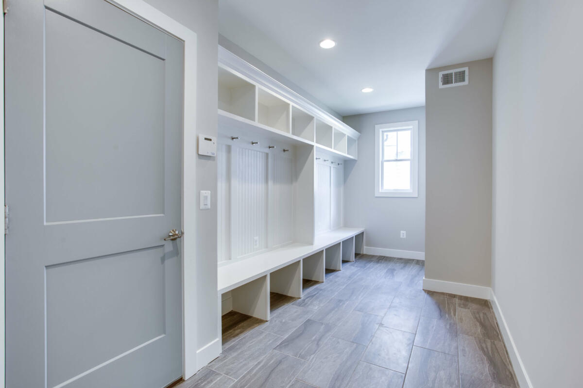 5 Bed, 4.5 Bath Craftsman in Northern Virginia