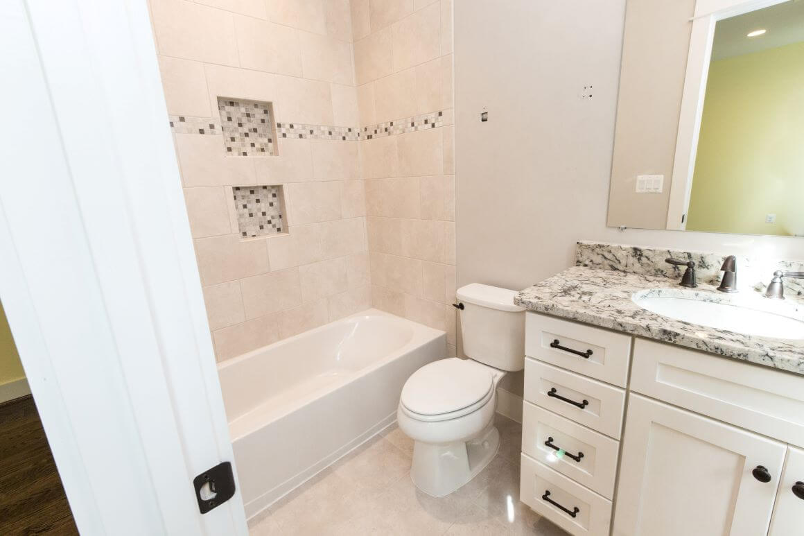 6 Bed, 7 Bath Modern Farmhouse in Northern Virginia