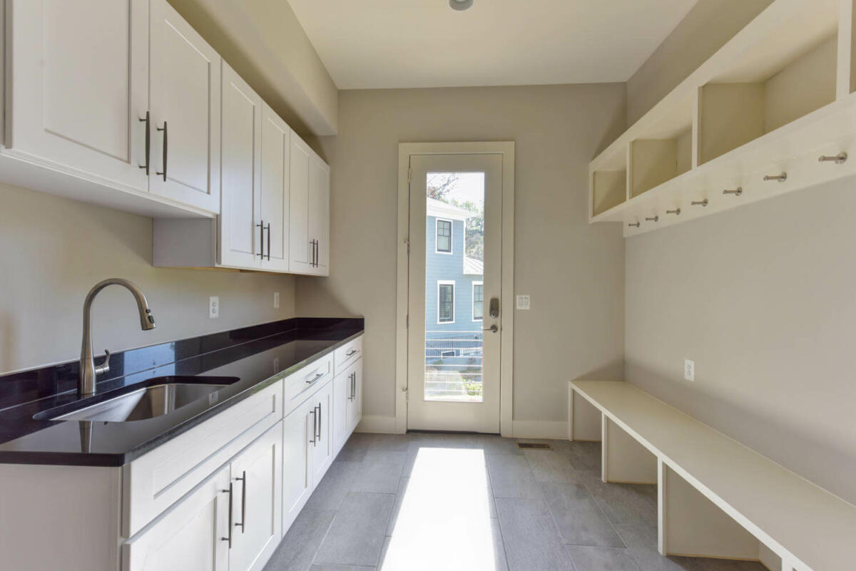 6 Bed, 5.5 Bath Modern Prairie Style Custom Home in Vienna, VA