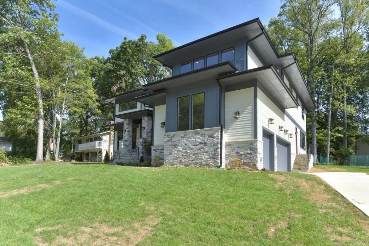 6 Bed, 5.5 Bath Modern Prairie Style Custom Home in Vienna, VA