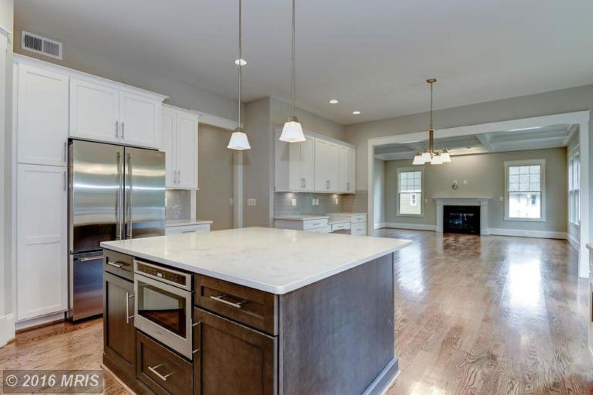 5 Bed, 4.5 Bath Craftsman in Northern Virginia