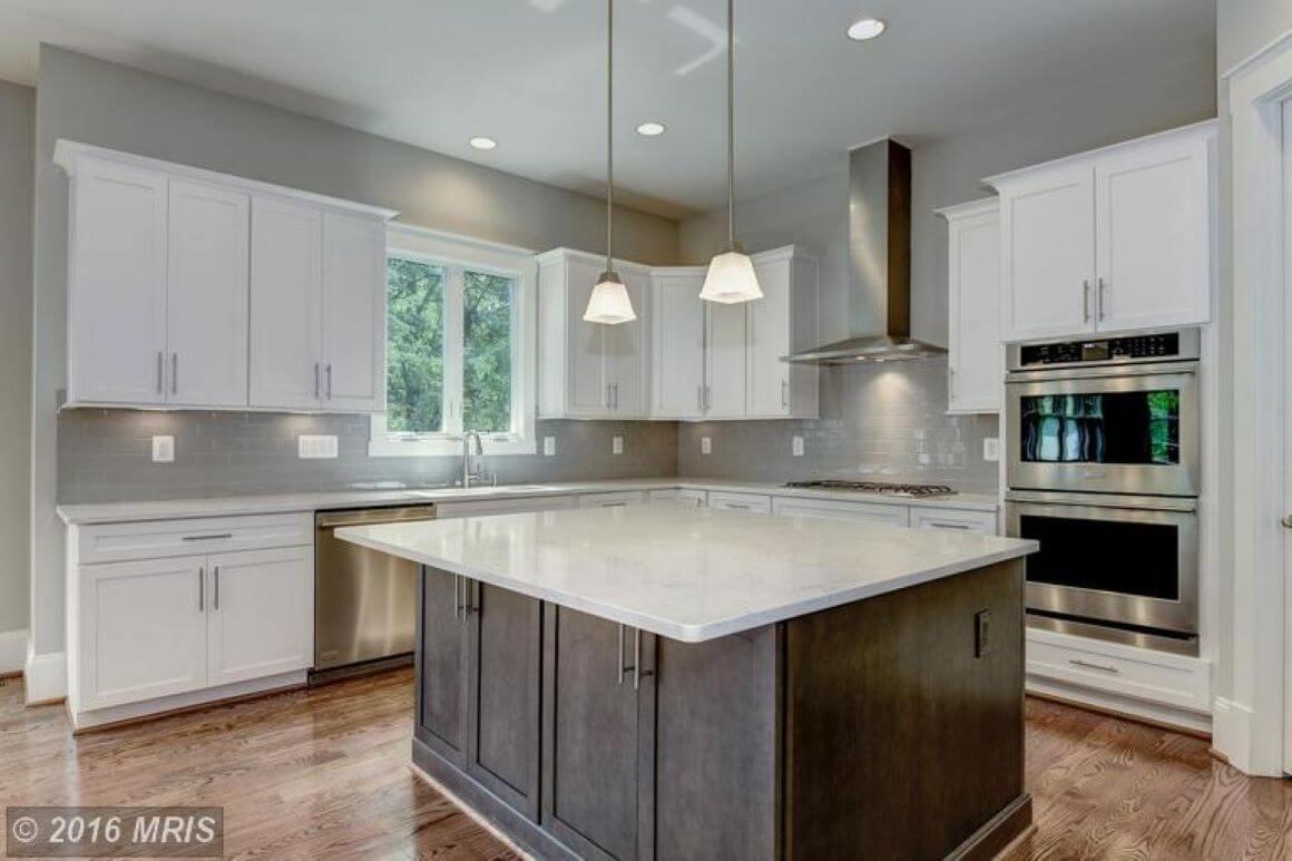 5 Bed, 4.5 Bath Craftsman in Northern Virginia