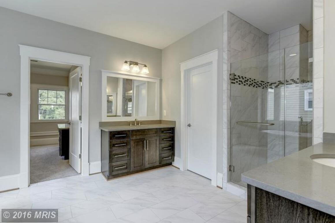 5 Bed, 4.5 Bath Craftsman in Northern Virginia