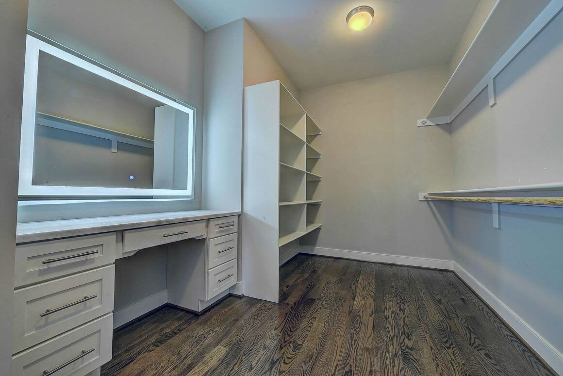 5 Bed, 4.5 Bath Craftsman in Northern Virginia