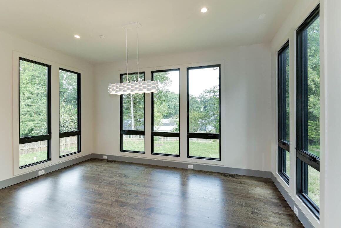 5 Bed, 4.5 Bath Modern Farmhouse in Northern Virginia