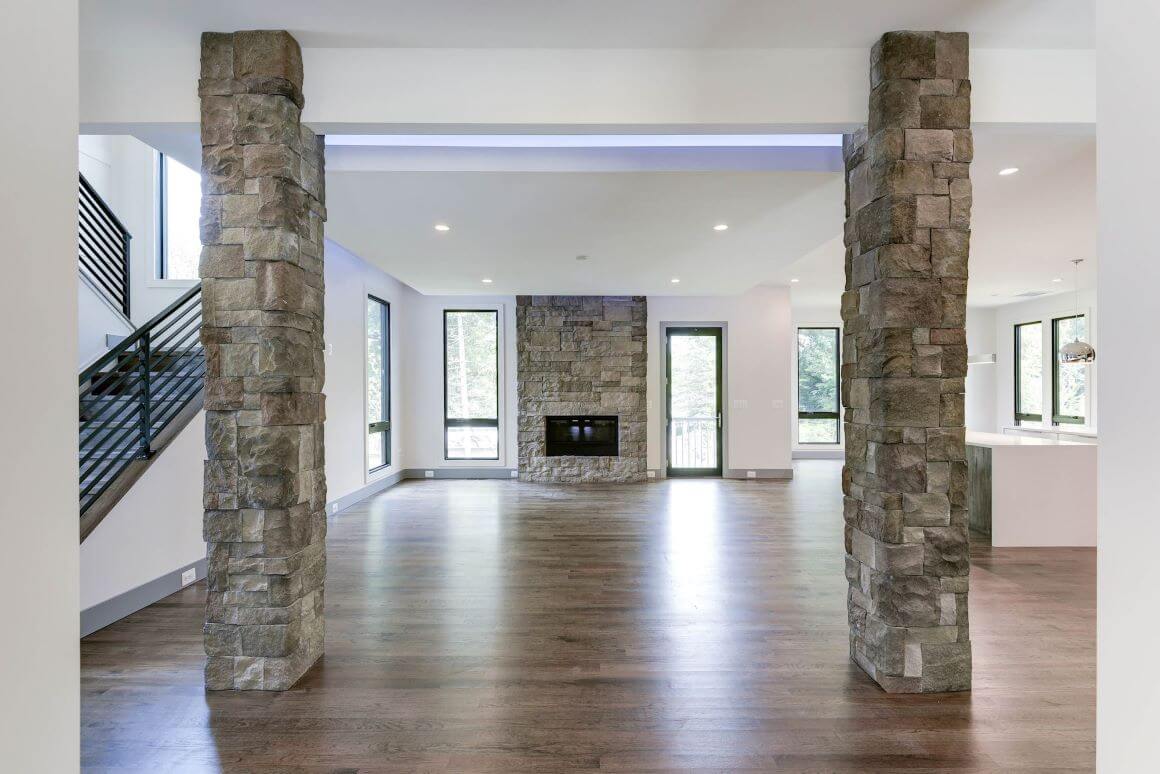 5 Bed, 4.5 Bath Modern Farmhouse in Northern Virginia