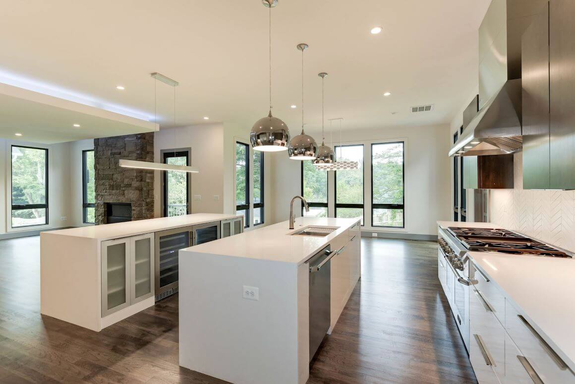 5 Bed, 4.5 Bath Modern Farmhouse in Northern Virginia