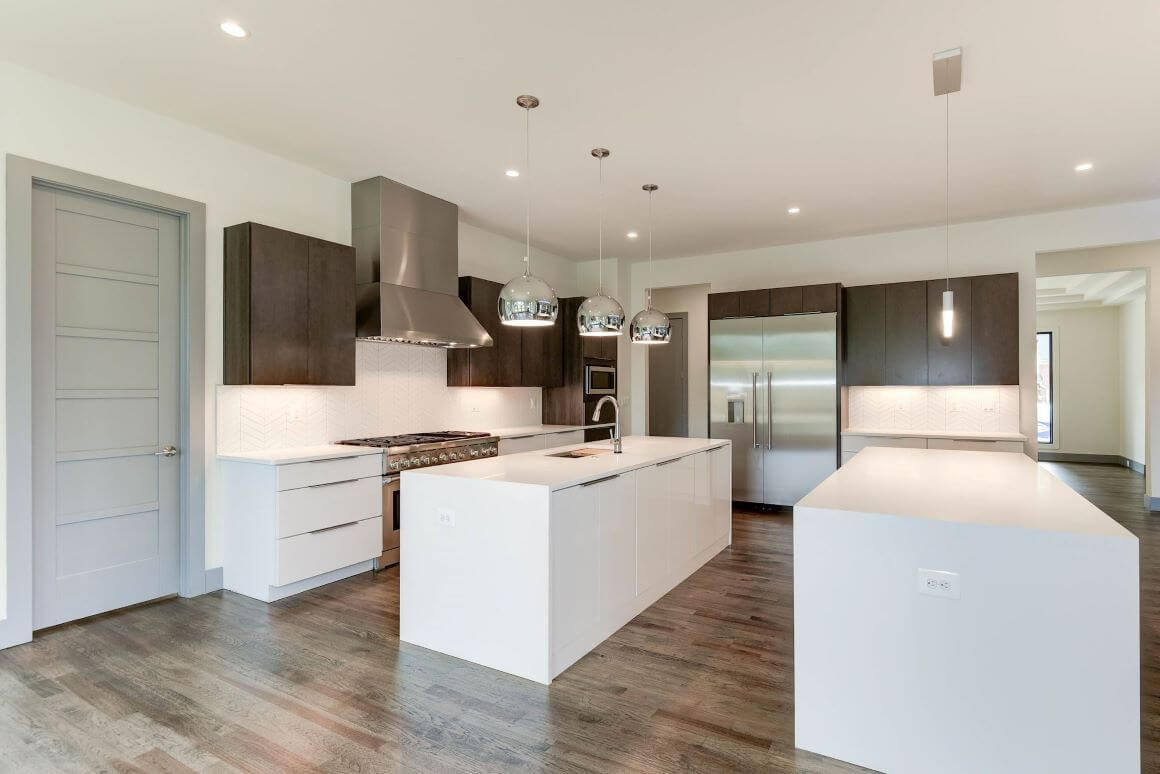 5 Bed, 4.5 Bath Modern Farmhouse in Northern Virginia