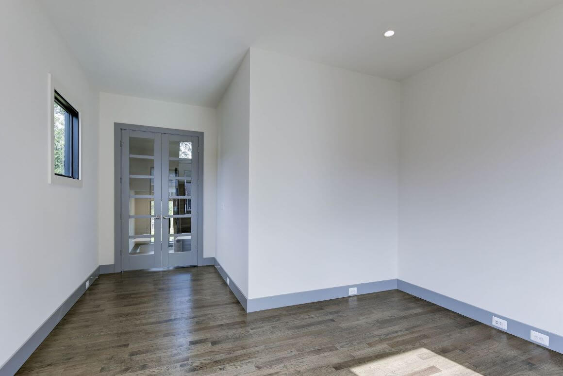 5 Bed, 4.5 Bath Modern Farmhouse in Northern Virginia