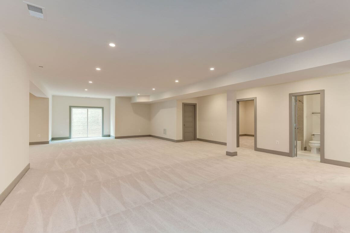 5 Bed, 4.5 Bath Modern Farmhouse in Northern Virginia