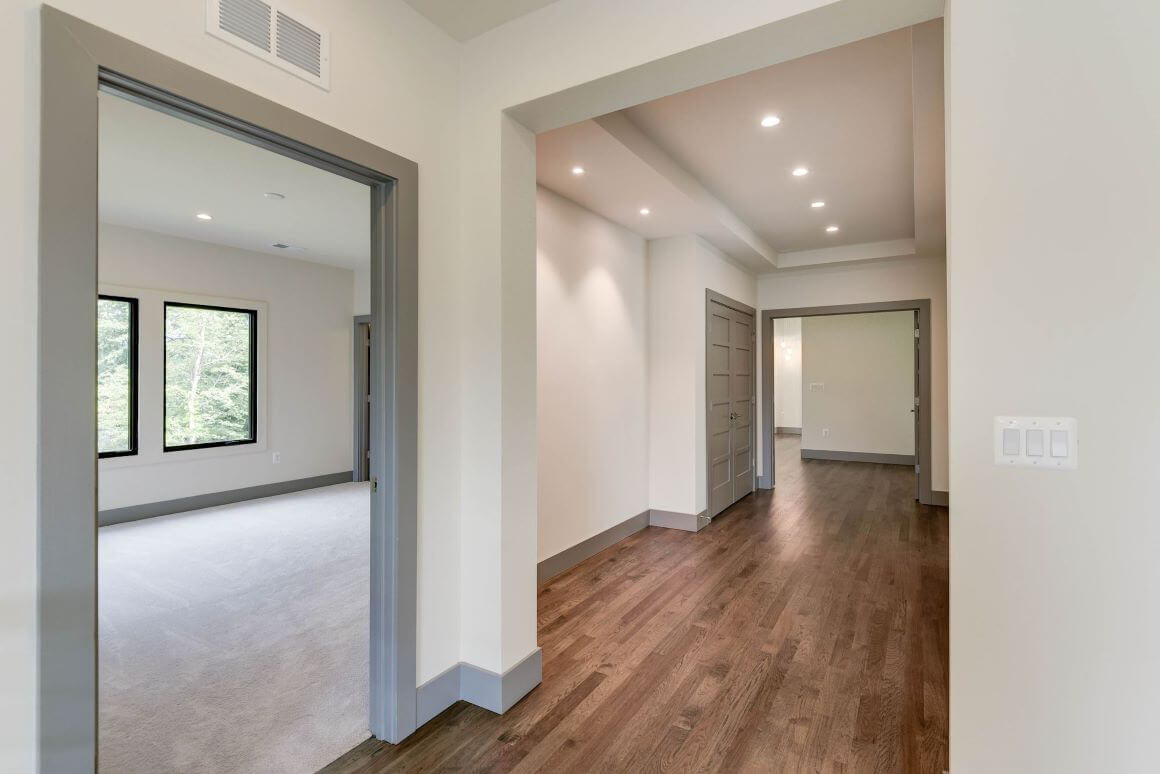 5 Bed, 4.5 Bath Modern Farmhouse in Northern Virginia