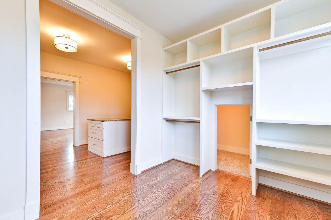 5 Bed, 6 Bath Craftsman in Northern Virginia