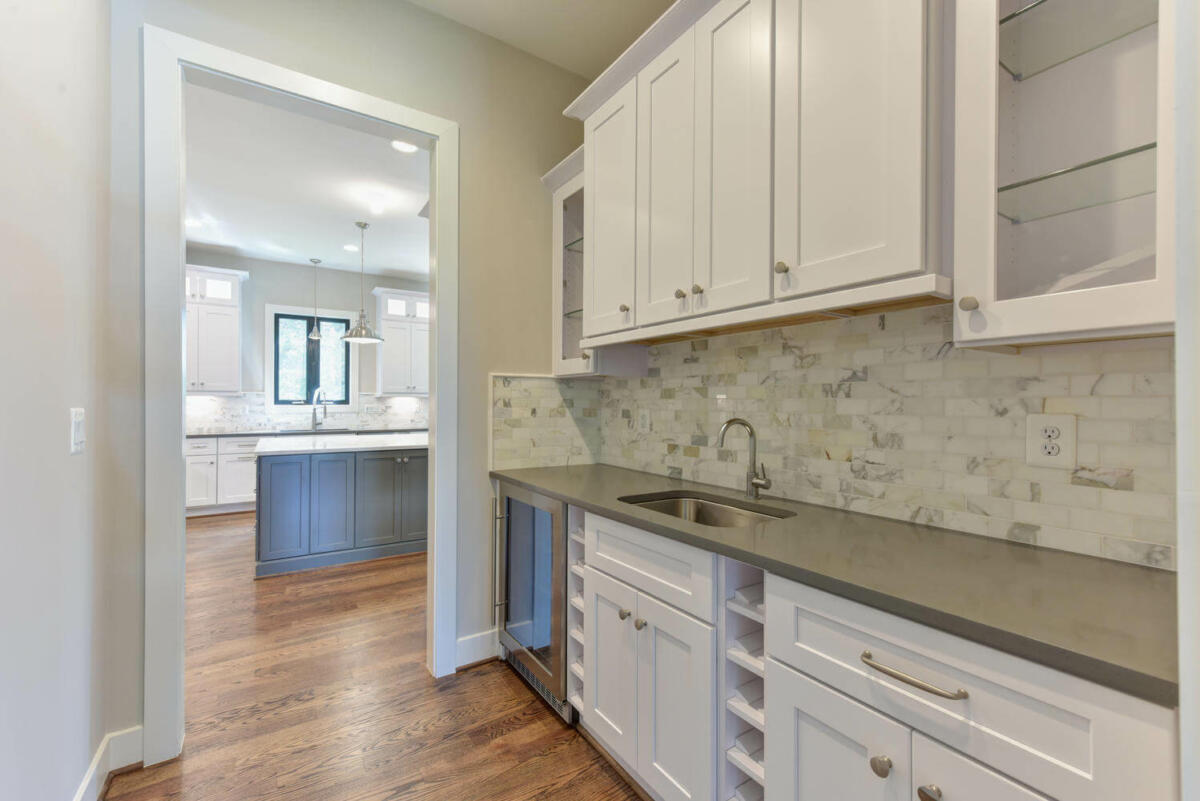 5 Bedroom 4.5 Bath Custom home in North Arlington Virginia