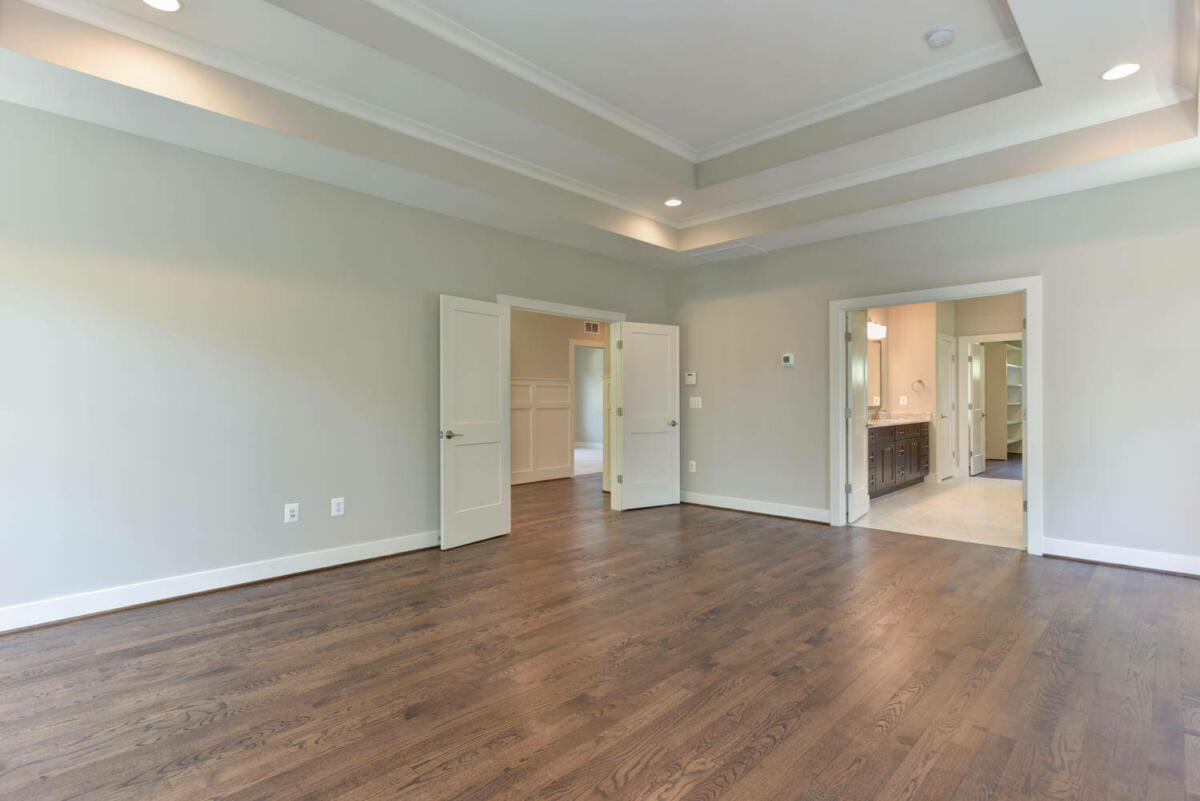5 Bedroom 4.5 Bath Custom home in North Arlington Virginia