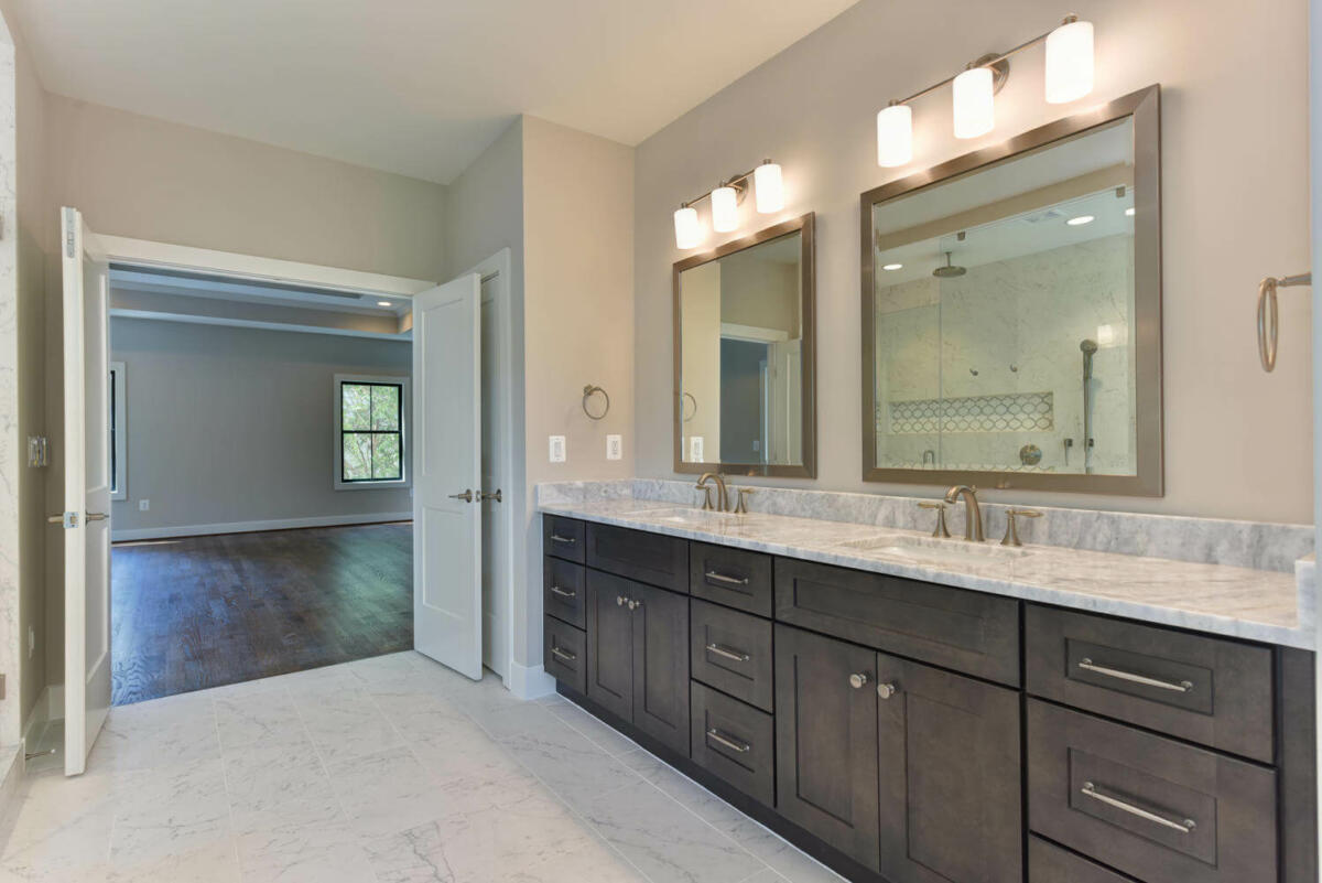 5 Bedroom 4.5 Bath Custom home in North Arlington Virginia