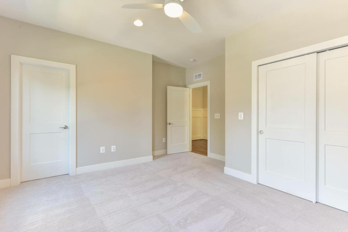 5 Bedroom 4.5 Bath Custom home in North Arlington Virginia