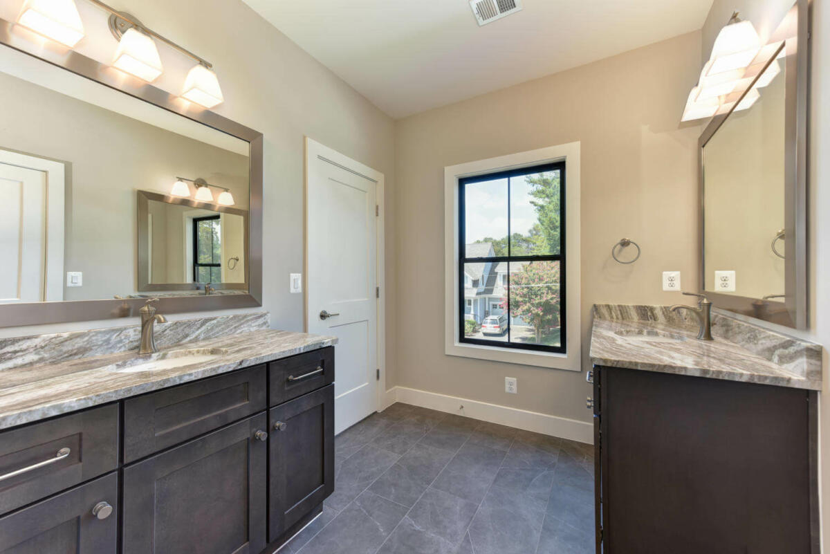 5 Bedroom 4.5 Bath Custom home in North Arlington Virginia