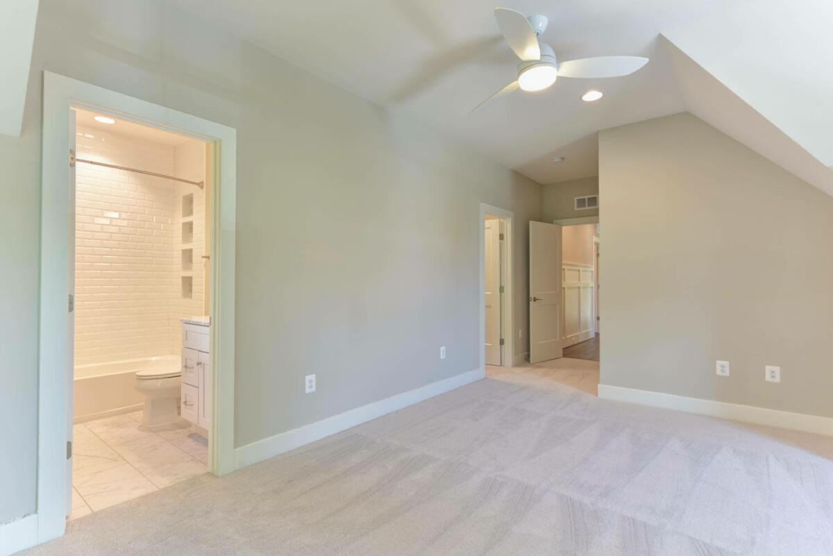 5 Bedroom 4.5 Bath Custom home in North Arlington Virginia