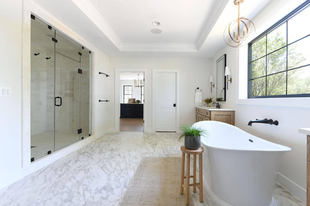 Mashie_Master_Bath_and_Closet