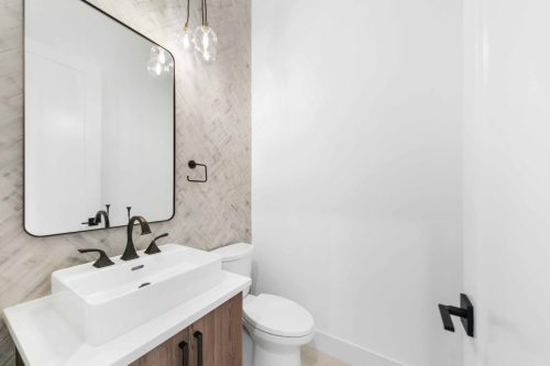 14-web-or-mls-1630-s-orange-ave