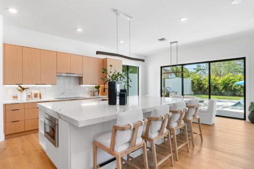 28-web-or-mls-2226-grove-st