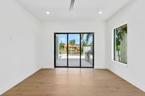 29-web-or-mls-5300-avenida-del-mare