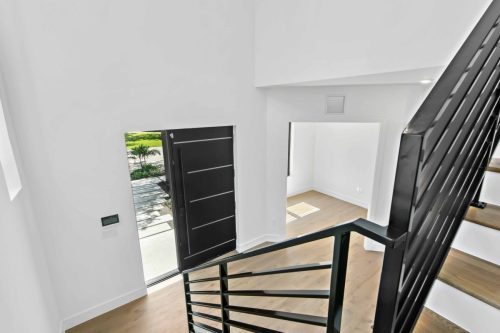 37-web-or-mls-5300-avenida-del-mare