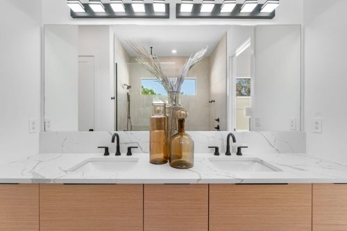 38-web-or-mls-2226-grove-st