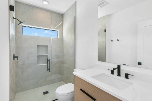 41-web-or-mls-5300-avenida-del-mare